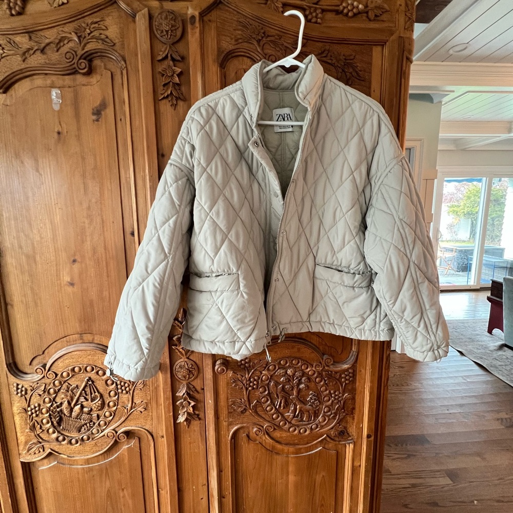 Zara Women's Quilted Jacket - Beige
